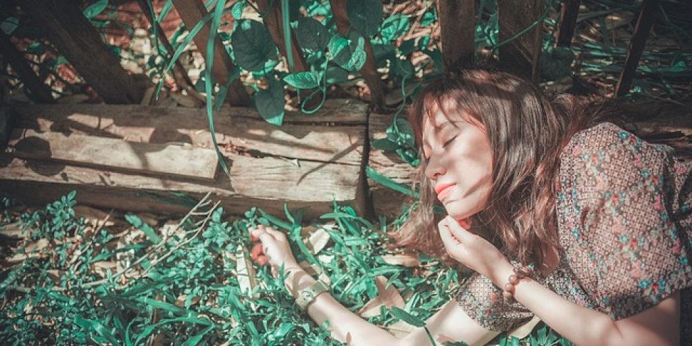 What are the Signs and Symptoms of Sleep Apnea?